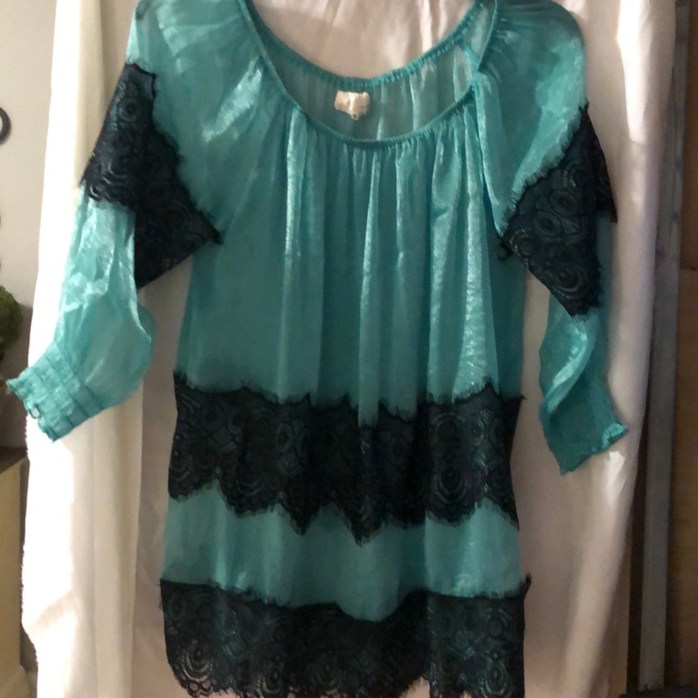 Women’s designer boutique blouse by a’reve
